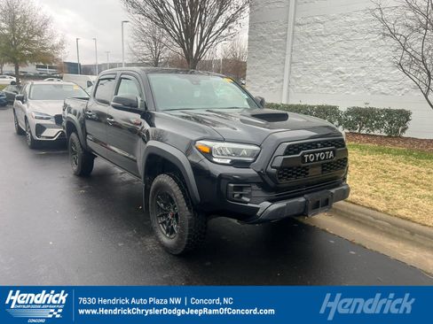 Used 2020 Toyota Tacoma TRD Pro image 1