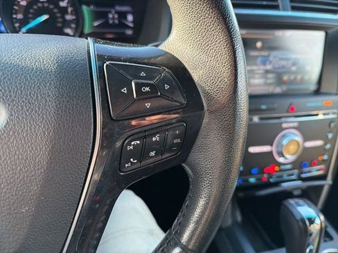 Used 2016 Ford Explorer Limited image 44