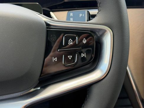 New 2026 Volvo EX90 Plus AWD/4WD image 11
