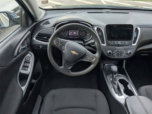 Certified 2024 Chevrolet Malibu LT image 15