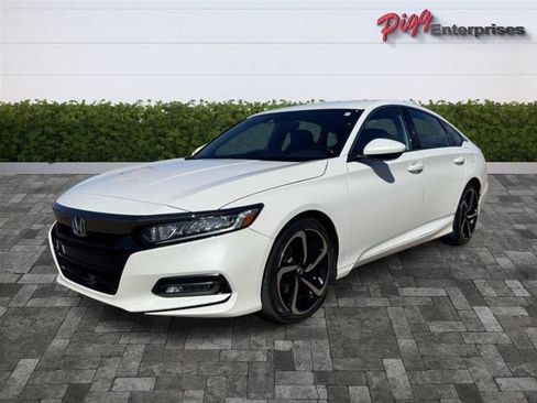 Used 2020 Honda Accord Sport image 4