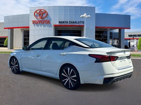 Used 2022 Nissan Altima 2.0 SR FWD image 5