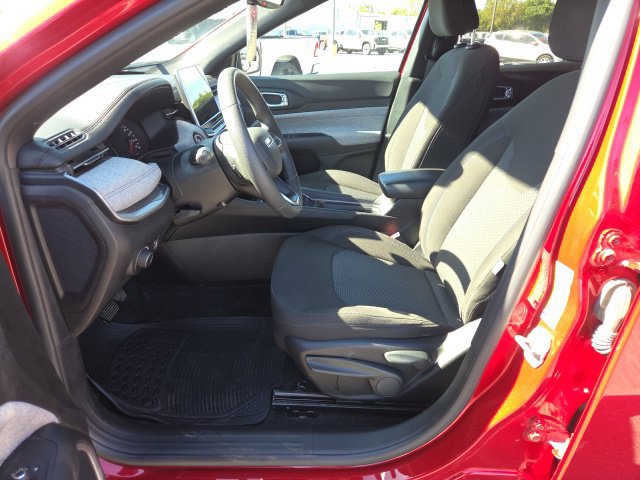 Used 2024 Jeep Compass Sport AWD/4WD image 19