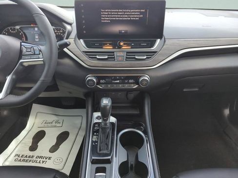 Used 2024 Nissan Altima 2.5 SL AWD/4WD image 22