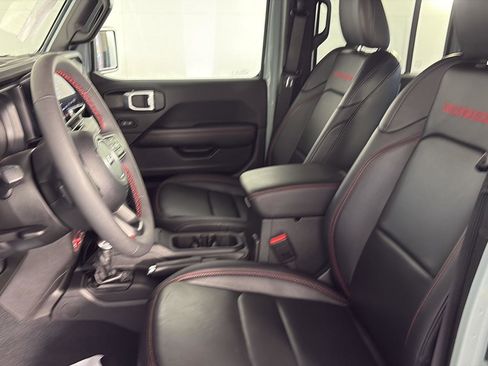 Used 2024 Jeep Wrangler Rubicon w/ Capability Package image 26