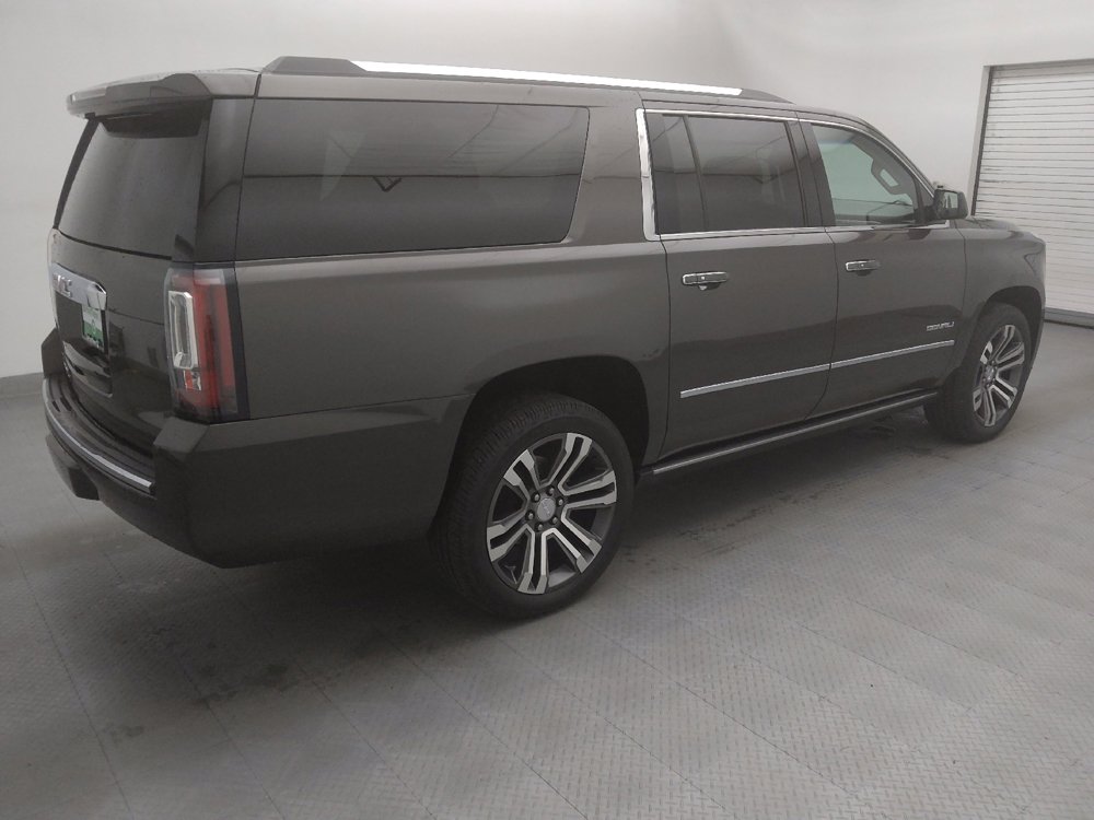 Used 2019 GMC Yukon XL Denali w/ Denali Ultimate Package RWD image 10