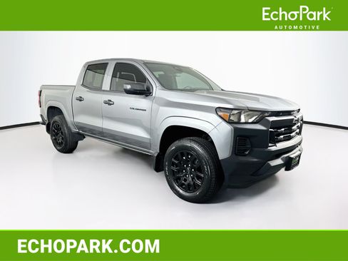 Used 2025 Chevrolet Colorado W/T w/ WT Custom Package RWD image 1