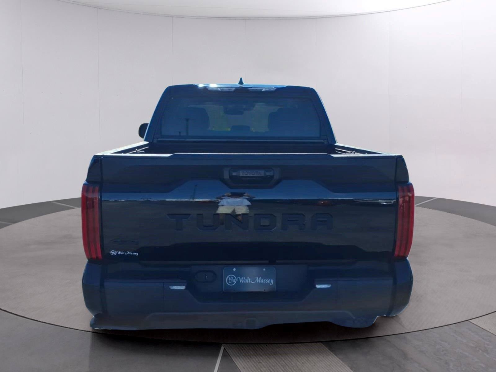 Used 2024 Toyota Tundra SR5 w/ SR5 Premium Package AWD/4WD image 4