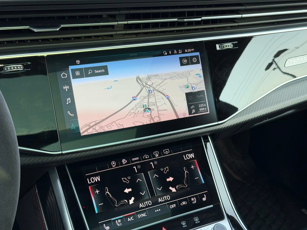 Used 2022 Audi RS Q8 AWD/4WD image 29