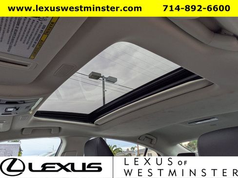 Certified 2025 Lexus ES 350 image 18