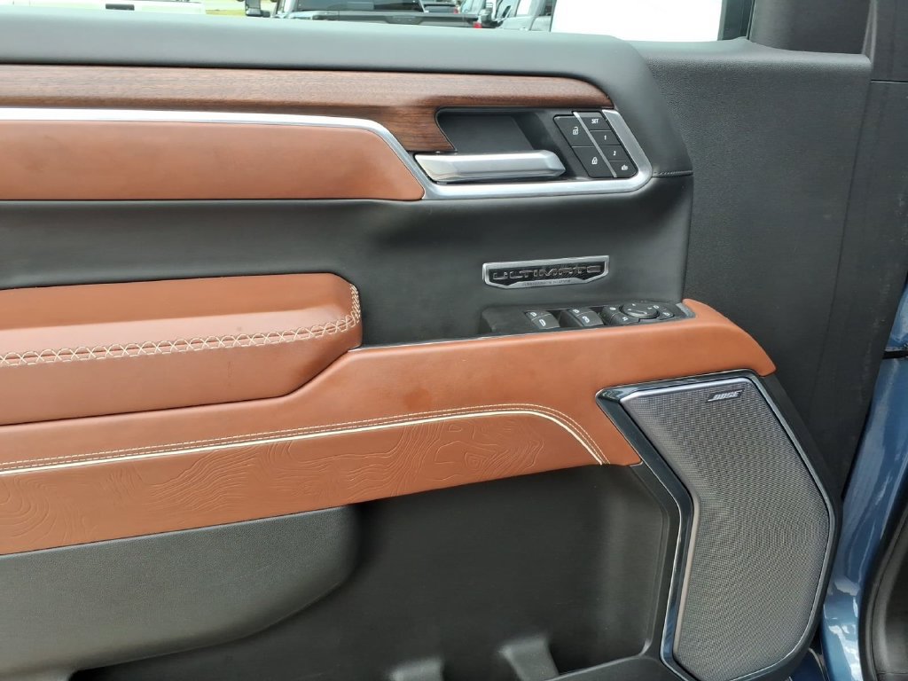 Used 2025 GMC Sierra 1500 Denali Ultimate AWD/4WD image 19
