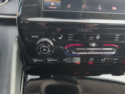 Used 2023 Jeep Grand Cherokee L Laredo w/ Luxury Tech Group I AWD/4WD image 22
