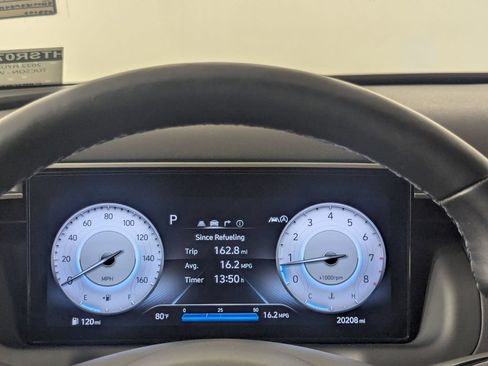 Certified 2022 Hyundai Tucson Limited FWD image 19