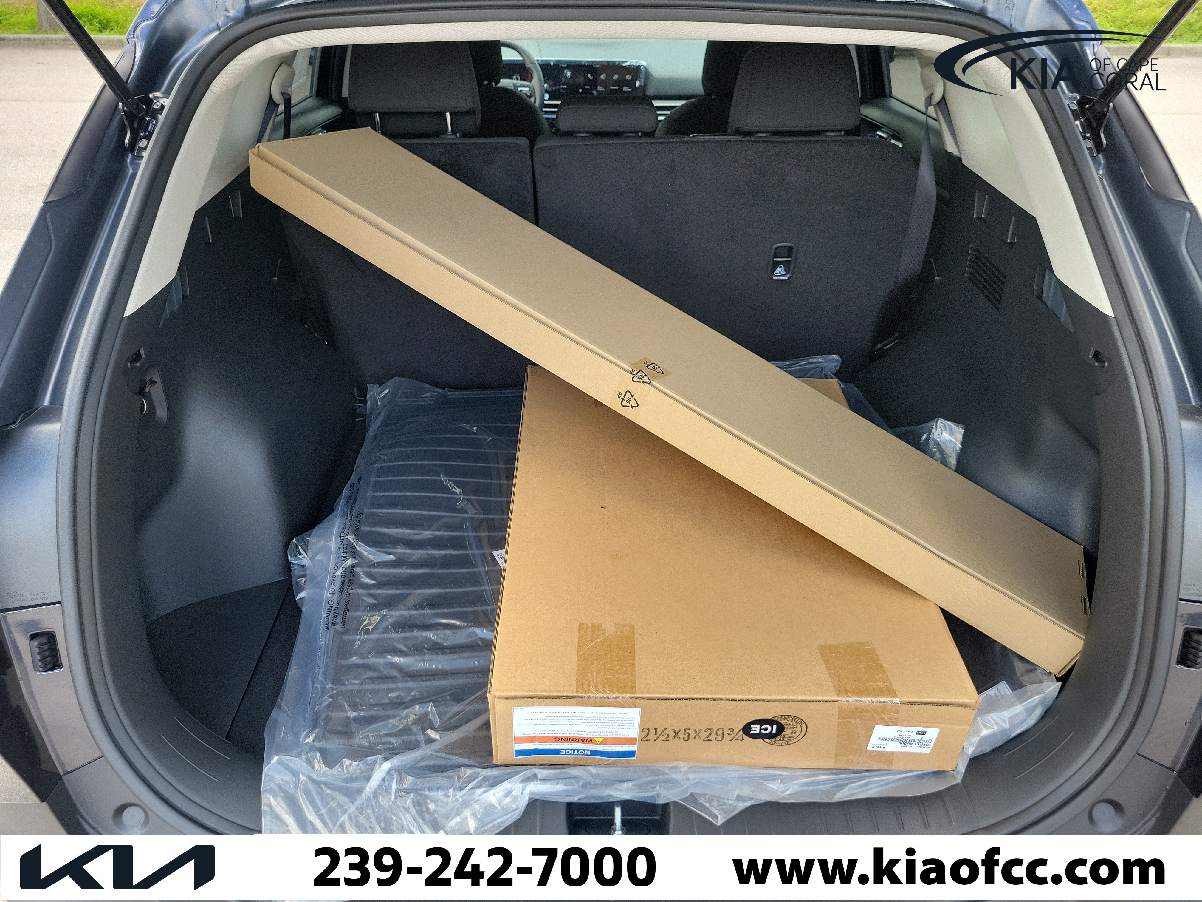 New 2026 Kia Sportage LX w/ LX Convenience Package FWD image 11