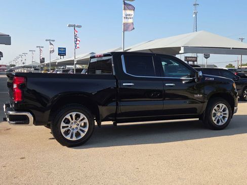 Used 2023 Chevrolet Silverado 1500 LTZ w/ LTZ Premium Texas Edition AWD/4WD image 9
