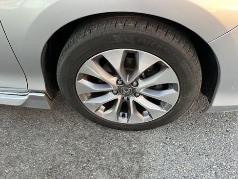 Used 2014 Honda Accord EX-L image 21