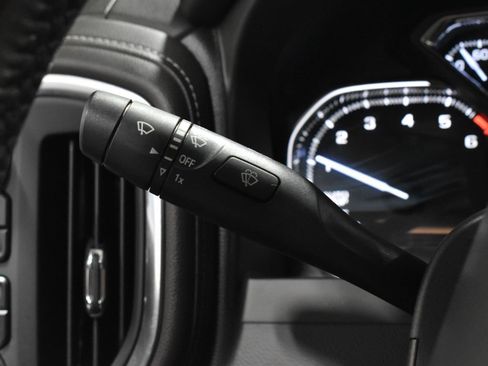 Used 2020 GMC Sierra 1500 SLT w/ X31 Off-Road Package image 12