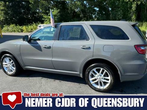 Used 2025 Dodge Durango GT AWD/4WD image 6