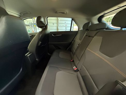 Used 2026 Kia Niro LX FWD image 22