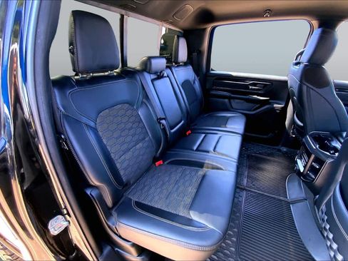 Used 2020 RAM 1500 Big Horn w/ Built-to-serve Edition AWD/4WD image 19