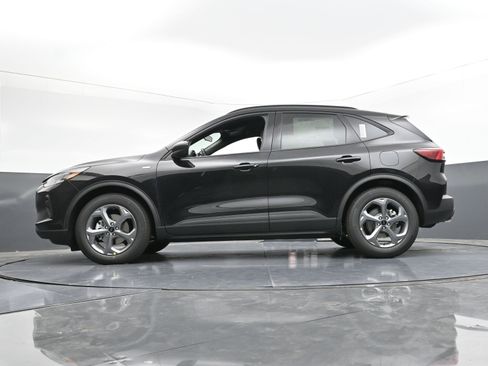 Used 2025 Ford Escape ST-Line w/ Tech Pack #1 image 13