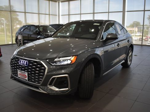 Used 2023 Audi Q5 2.0T Premium Plus w/ Premium Plus Package AWD/4WD image 4