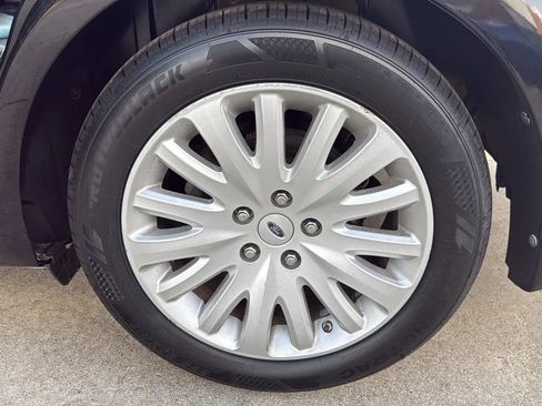 Used 2010 Ford Fusion Hybrid FWD image 13