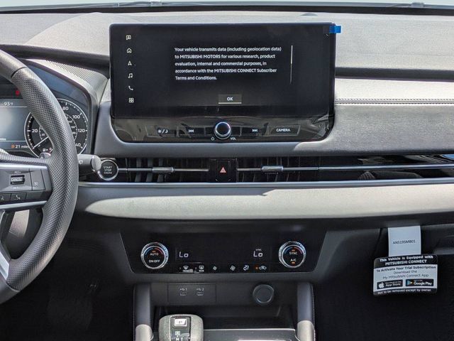 New 2026 Mitsubishi Outlander ES FWD image 18