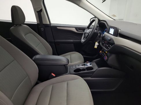 Used 2021 Ford Escape S image 21