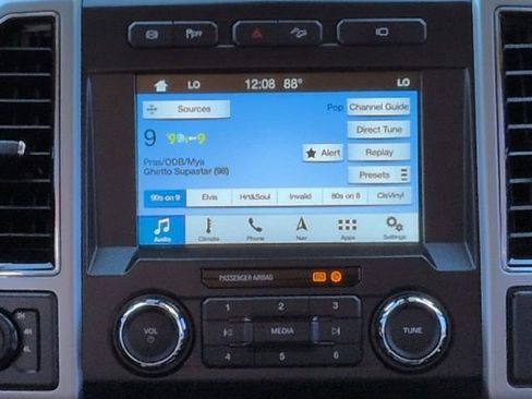 Used 2019 Ford F250 Lariat w/ Lariat Ultimate Package image 18