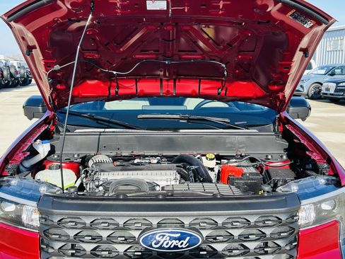 New 2026 Ford Maverick Lariat w/ 4K Tow Package image 48