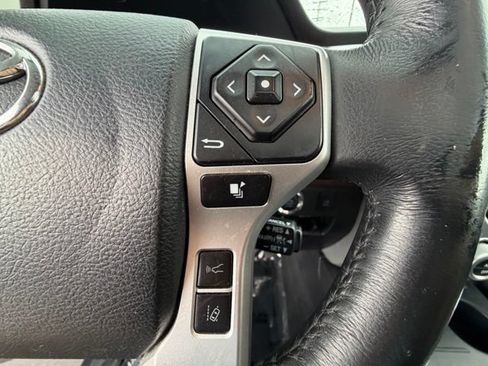Used 2020 Toyota Tundra Limited w/ Limited Premium Package AWD/4WD image 22