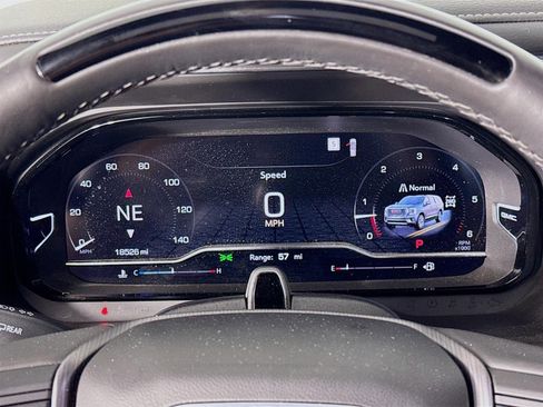 Certified 2024 GMC Yukon Denali Ultimate image 13