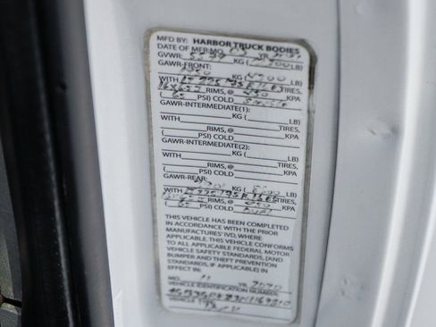 Used 2021 Chevrolet Express 3500 w/ Power Convenience Package image 40