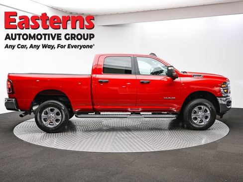 Used 2026 RAM 2500 Big Horn AWD/4WD image 4