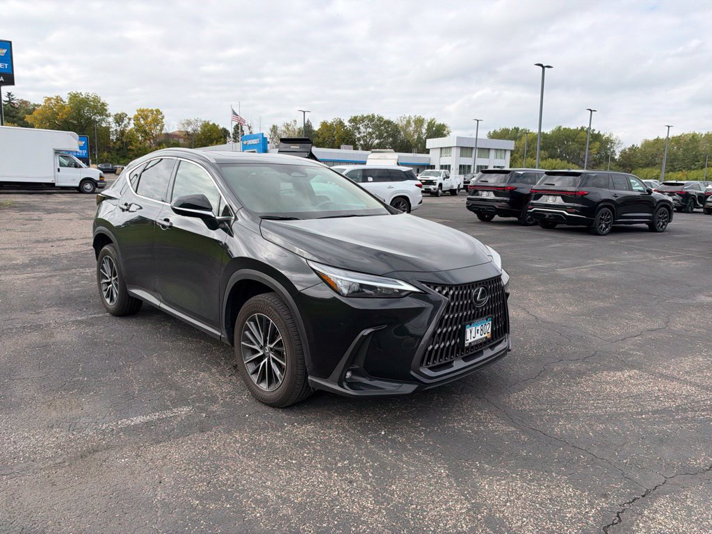 Used 2024 Lexus NX 350 AWD w/ Vision Package image 13