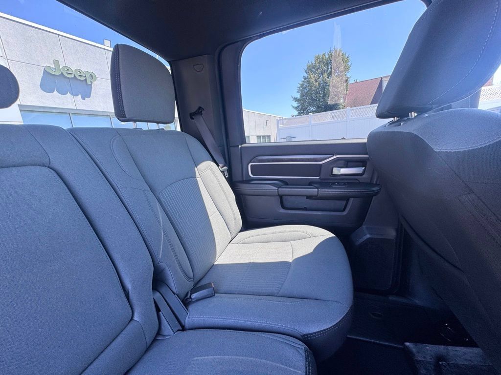 Certified 2024 RAM 2500 Big Horn w/ Bed Utility Group AWD/4WD image 23