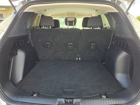 Used 2022 Ford Escape SE FWD image 13