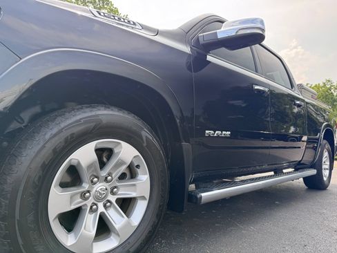 Used 2022 RAM 1500 Laramie AWD/4WD image 5