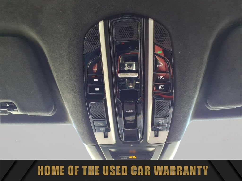 Used 2021 Porsche Cayenne Turbo AWD/4WD image 25