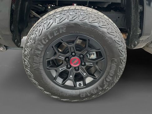 Used 2025 Toyota Tacoma TRD Pro w/ Tow Tech Package image 10