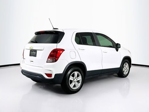 Used 2020 Chevrolet Trax LS w/ Tint and Cruise Package image 9