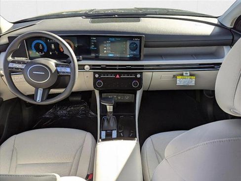 Used 2025 Hyundai Tucson SEL image 13