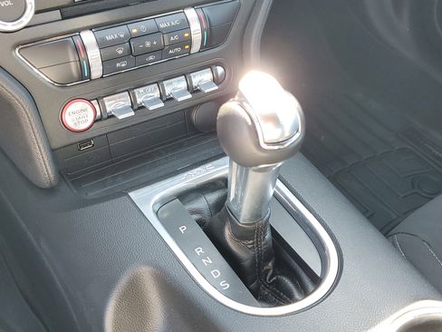 Used 2018 Ford Mustang Coupe w/ Equipment Group 101A image 26