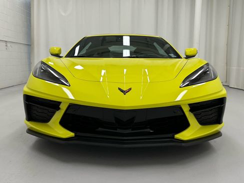 Used 2022 Chevrolet Corvette Stingray Preferred Cpe w/ Z51 Performance Package image 5