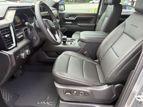 New 2026 GMC Sierra 1500 Denali AWD/4WD image 10