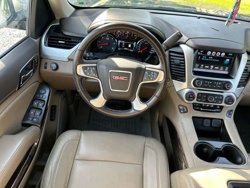 Used 2020 GMC Yukon SLT RWD image 13
