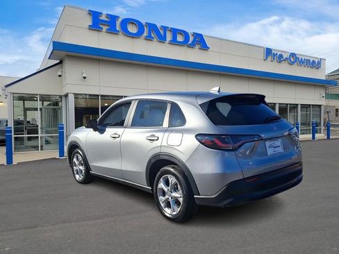Used 2025 Honda HR-V LX image 6