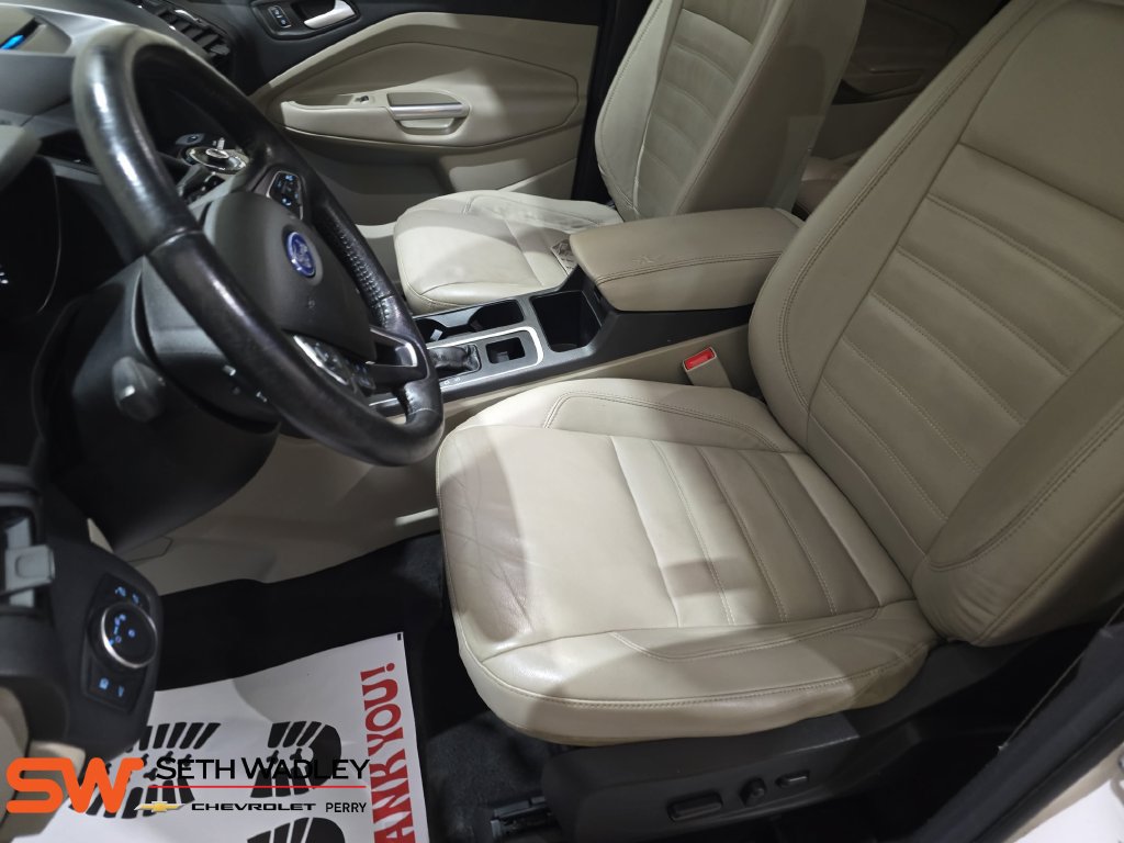 Used 2018 Ford Escape Titanium AWD/4WD image 15
