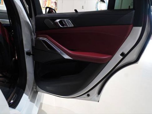 Used 2021 BMW X6 sDrive40i w/ M Sport Package RWD image 32